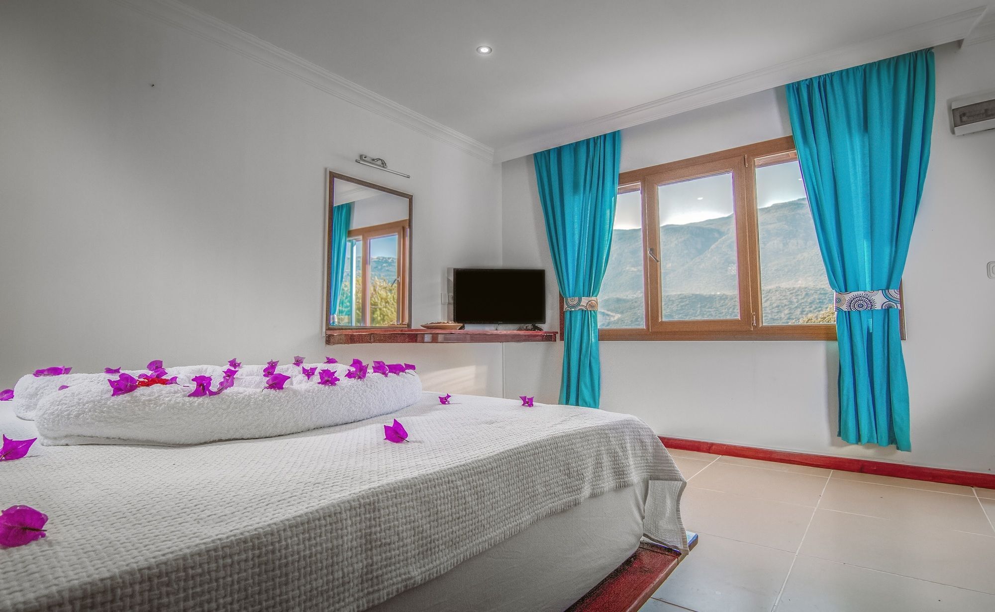 Korsanada Hotel كاس المظهر الخارجي الصورة