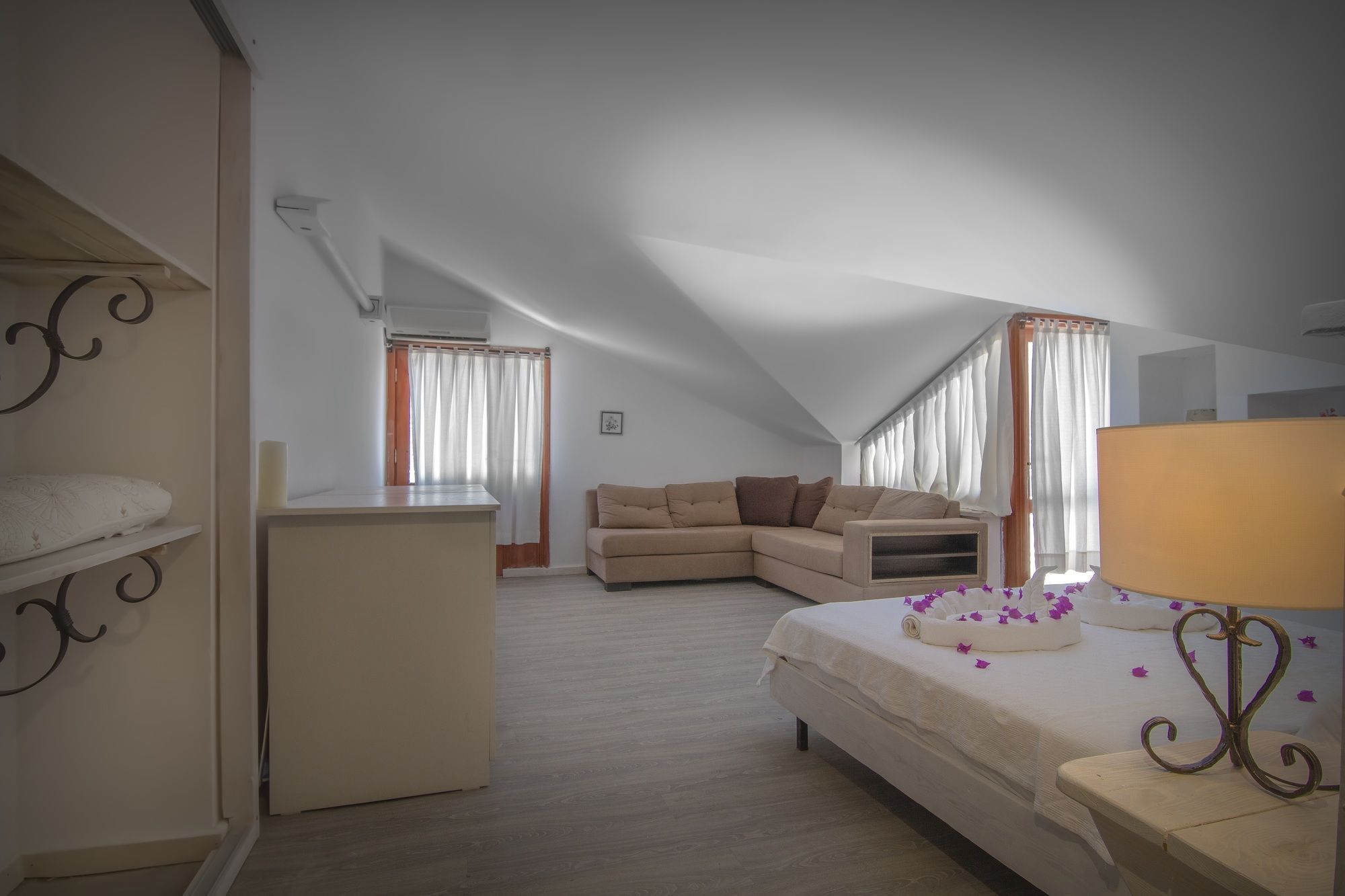 Korsanada Hotel كاس المظهر الخارجي الصورة